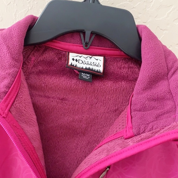 DD Medium Pink Softshell Jacket, Fleece Lined, Full Zip, Inner Pockets! - Picture 9 of 9